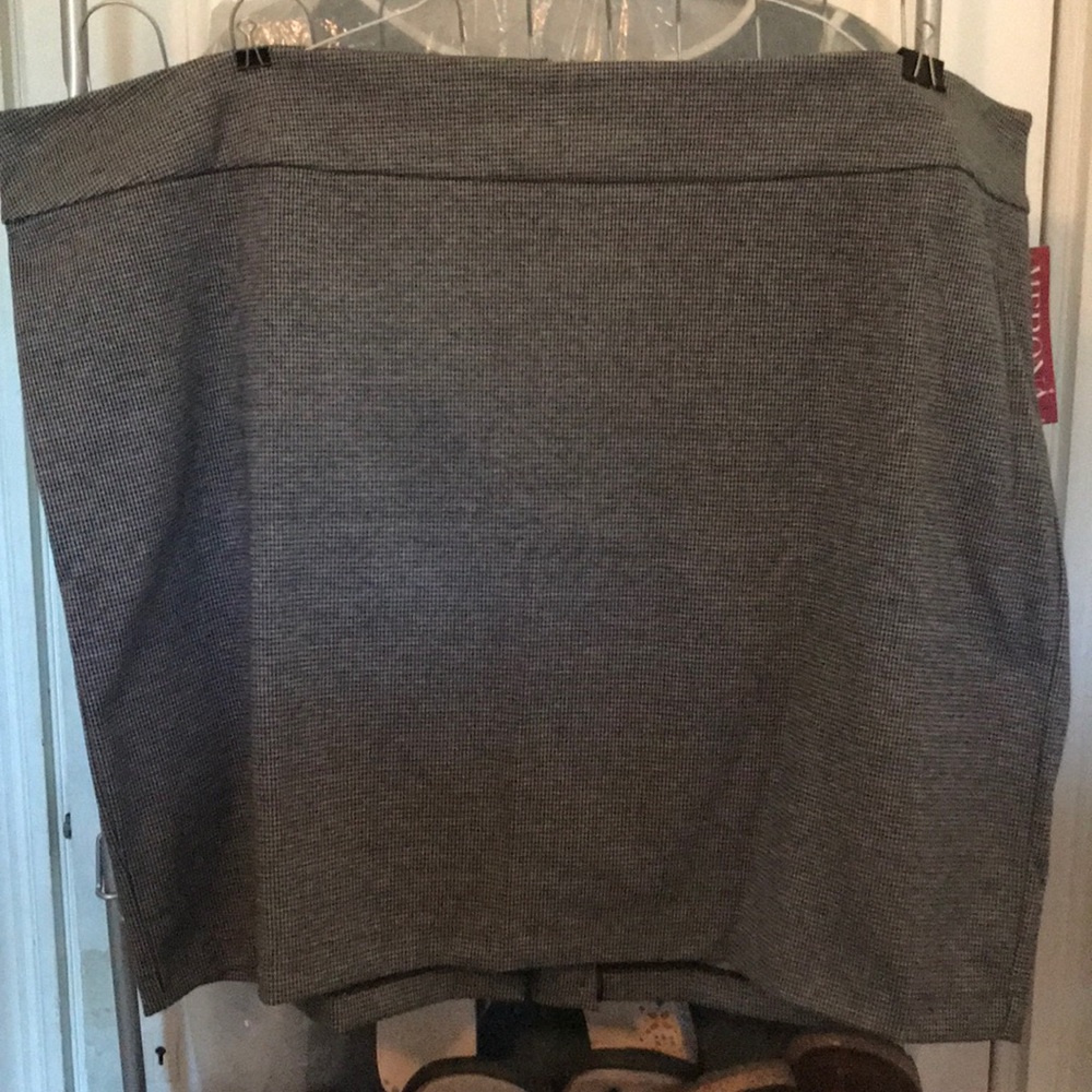 Women’s Plus Size 4 tweed Merona skirt